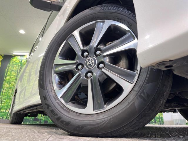 TOYOTA VOXY 2017 Image 31