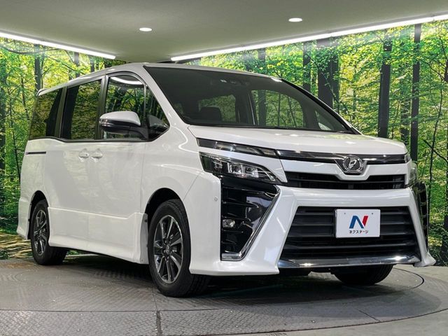 TOYOTA VOXY 2017 Image 31