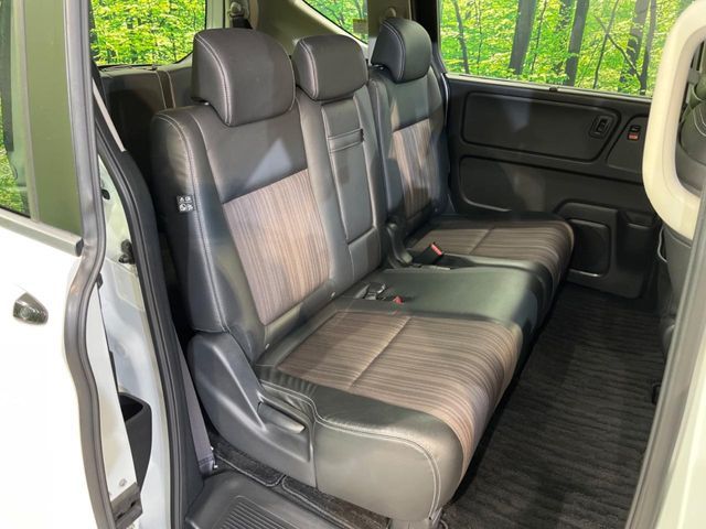 HONDA FREED HYBRID 2018 Image 31