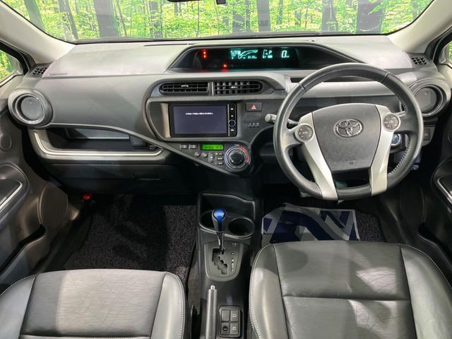 TOYOTA AQUA 2013 Image 31