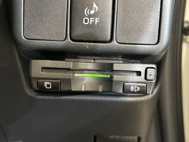 TOYOTA AQUA 2013 Image 31