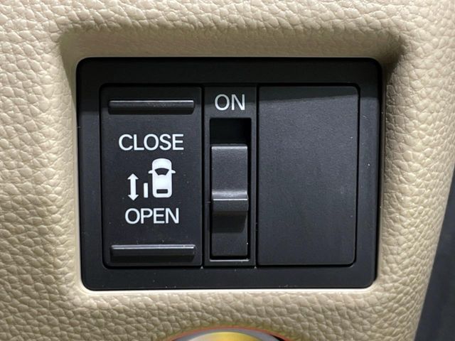 HONDA N BOX 2019 Image 31