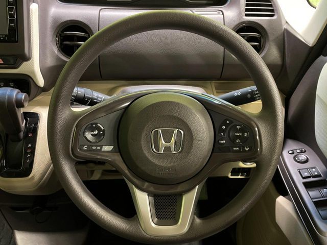 HONDA N BOX 2019 Image 31