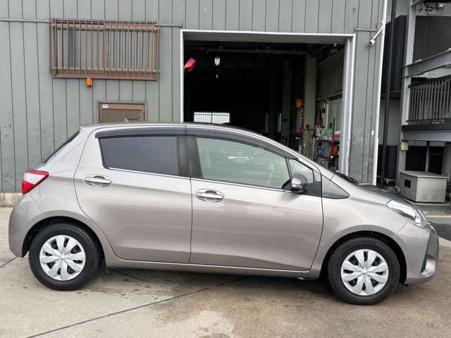 TOYOTA VITZ 2018 Image 31