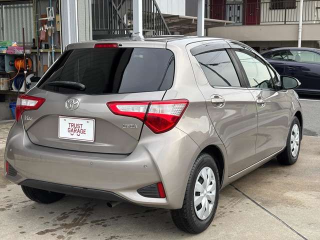 TOYOTA VITZ 2018 Image 31