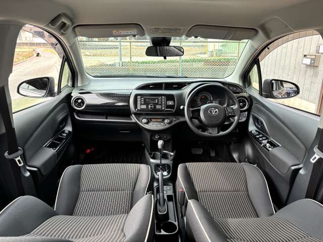 TOYOTA VITZ 2018 Image 31