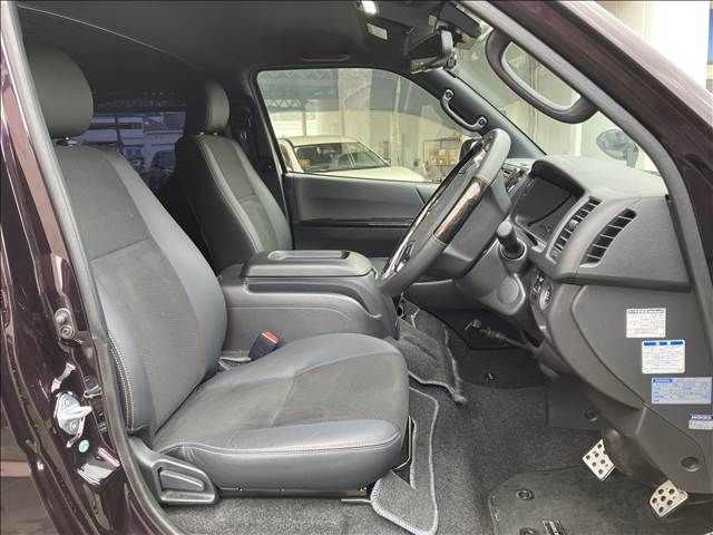 TOYOTA HIACE VAN 2WD 2019 Image 31