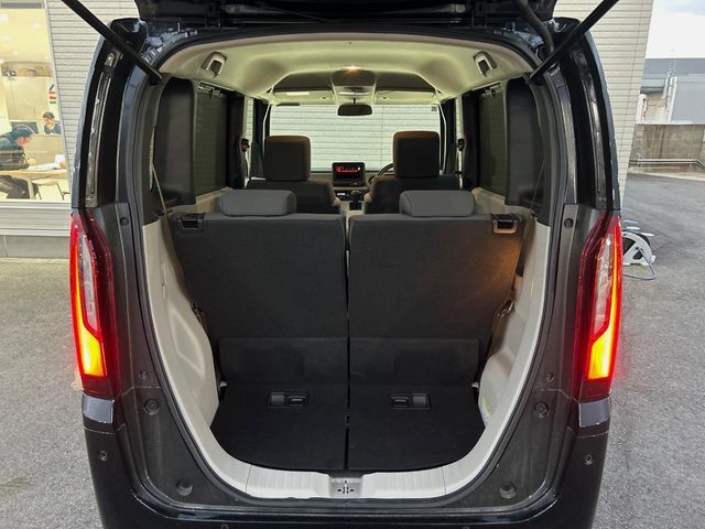 HONDA N BOX 2024 Image 31