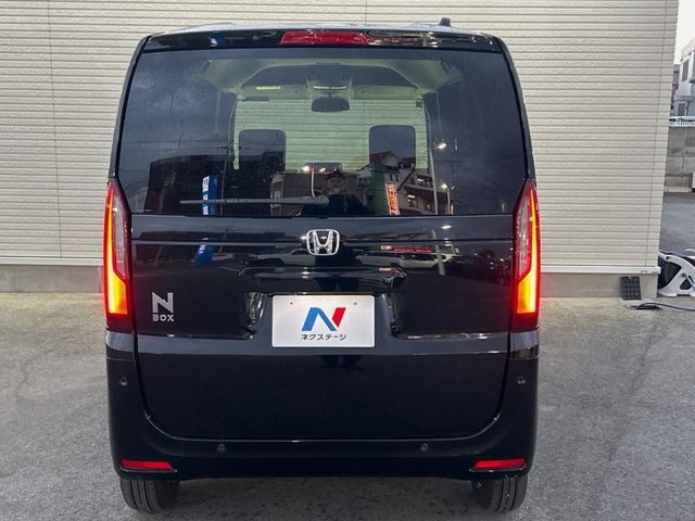 HONDA N BOX 2024 Image 31