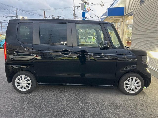 HONDA N BOX 2024 Image 31