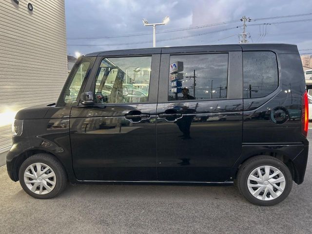 HONDA N BOX 2024 Image 31