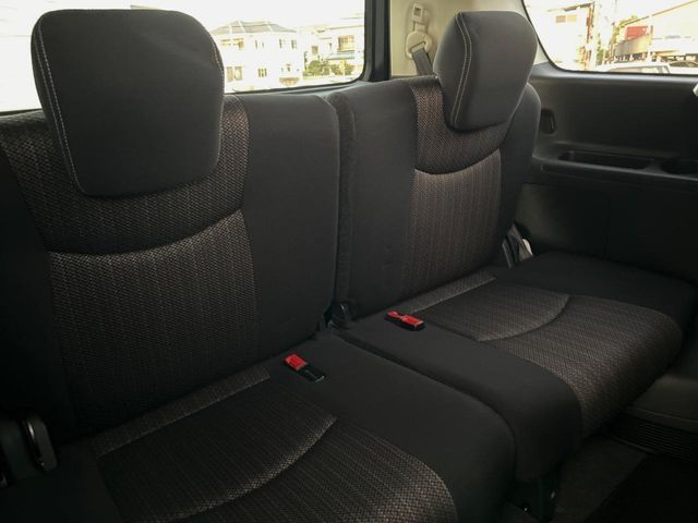 NISSAN SERENA  S-HYBRID 2015 Image 31