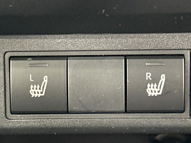 TOYOTA YARIS CROSS HYBRID 2025 Image 31