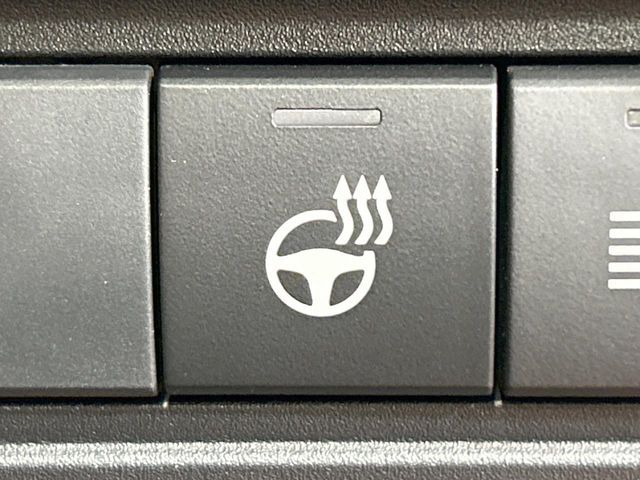 TOYOTA YARIS CROSS HYBRID 2025 Image 31