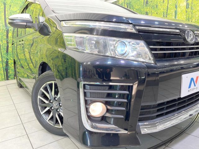 TOYOTA VOXY 2015 Image 31