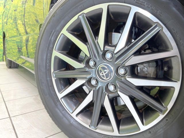 TOYOTA VOXY 2015 Image 31