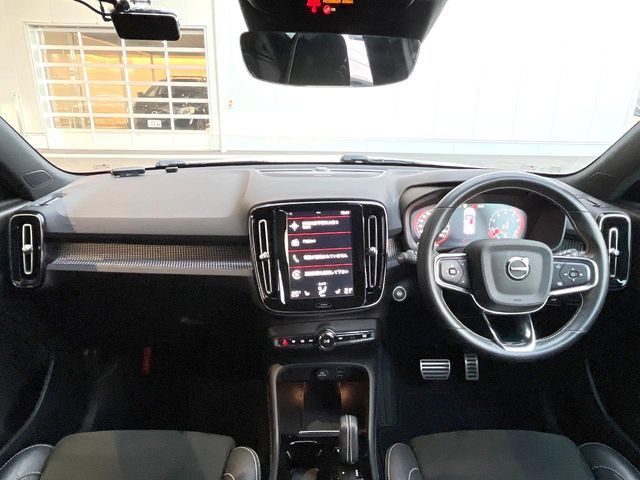 VOLVO XC40 2021 Image 31