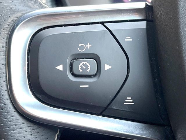 VOLVO XC40 2021 Image 31