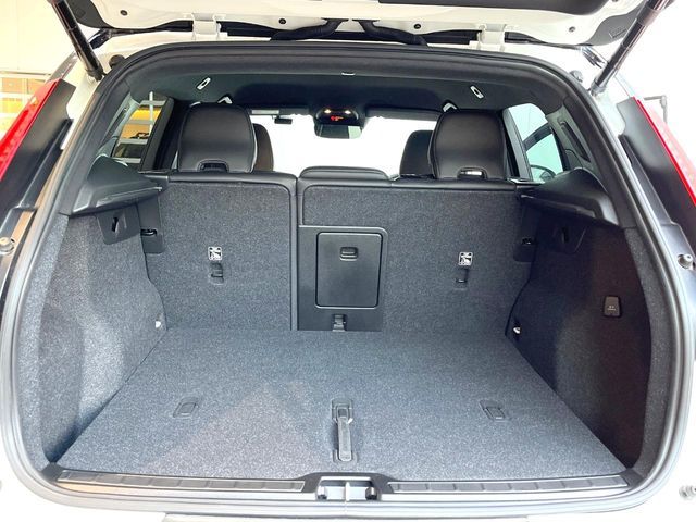 VOLVO XC40 2021 Image 31