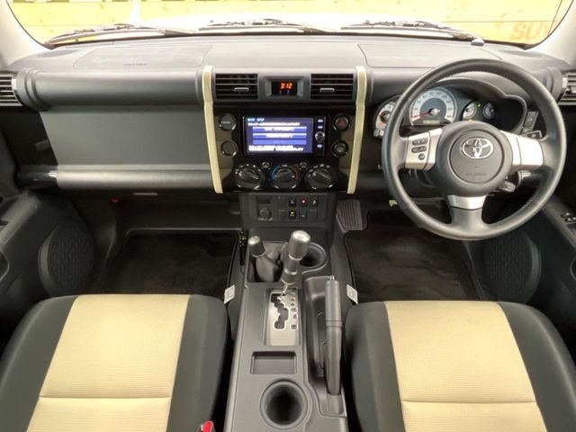 TOYOTA FJ CRUISER 4WD 2017 Image 31