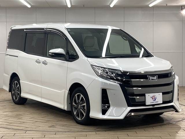 TOYOTA NOAH 2019 Image 31