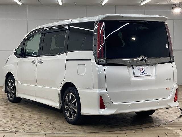 TOYOTA NOAH 2019 Image 31