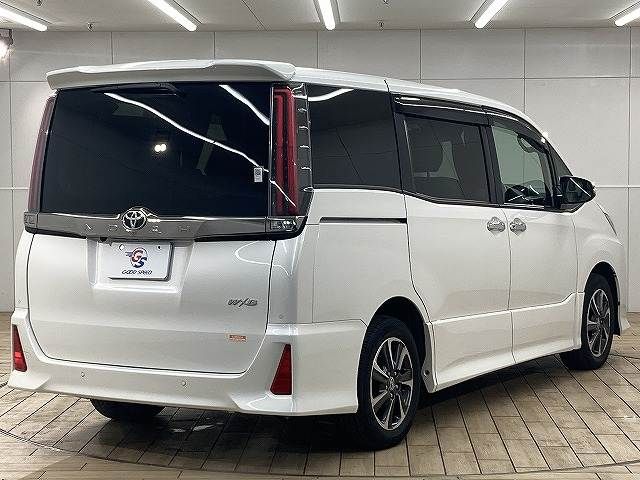 TOYOTA NOAH 2019 Image 31