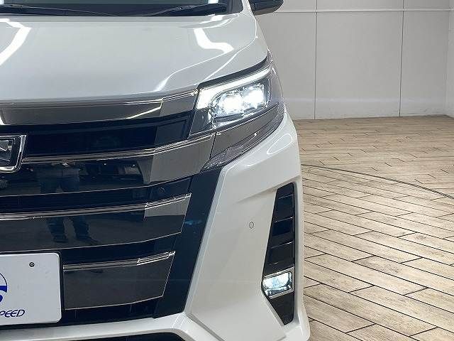 TOYOTA NOAH 2019 Image 31