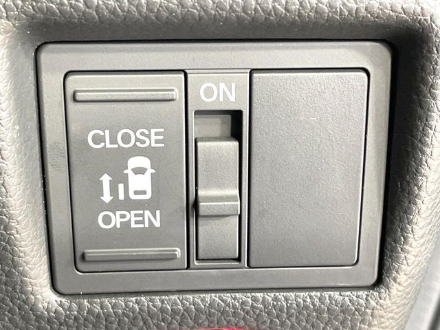 HONDA N BOX CUSTOM 2022 Image 31