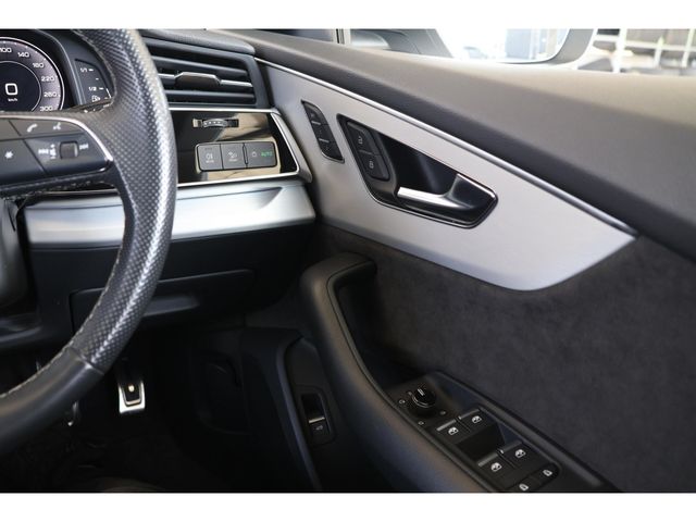 AUDI Q8 2022 Image 31