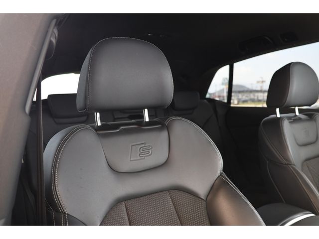 AUDI Q8 2022 Image 31