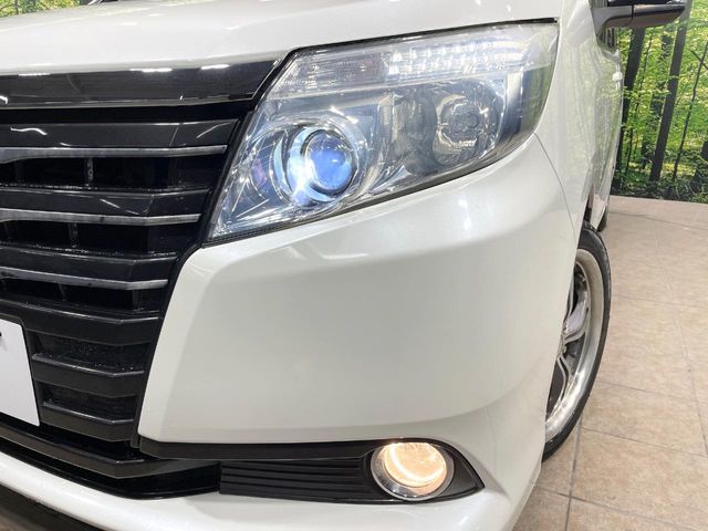 TOYOTA NOAH 2017 Image 31