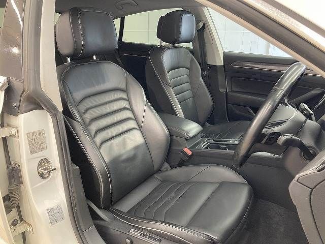 VOLKSWAGEN ARTEON 2019 Image 31