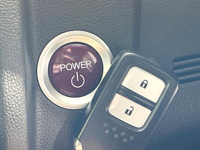 HONDA FIT HYBRID 2014 Image 31