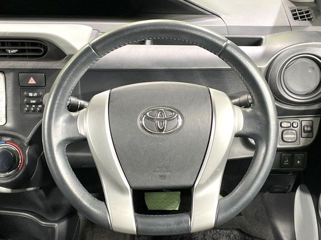 TOYOTA AQUA 2012 Image 31