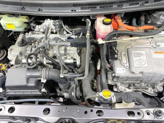 TOYOTA AQUA 2012 Image 31