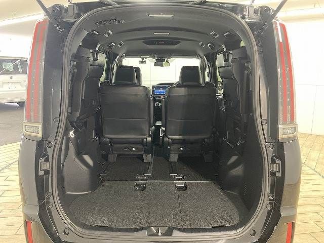 TOYOTA ESQUIRE HYBRID 2020 Image 31