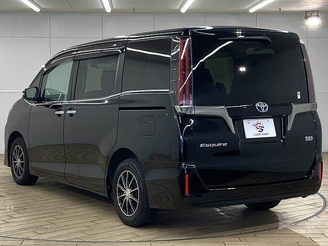TOYOTA ESQUIRE HYBRID 2020 Image 31