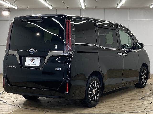 TOYOTA ESQUIRE HYBRID 2020 Image 31