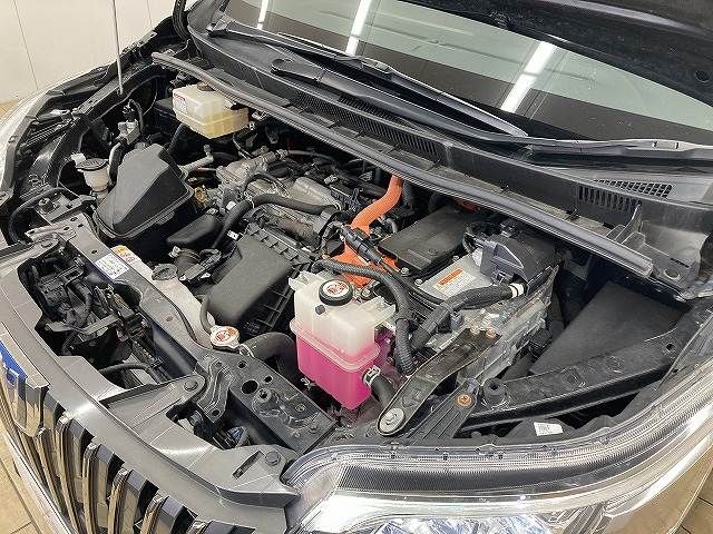 TOYOTA ESQUIRE HYBRID 2020 Image 31