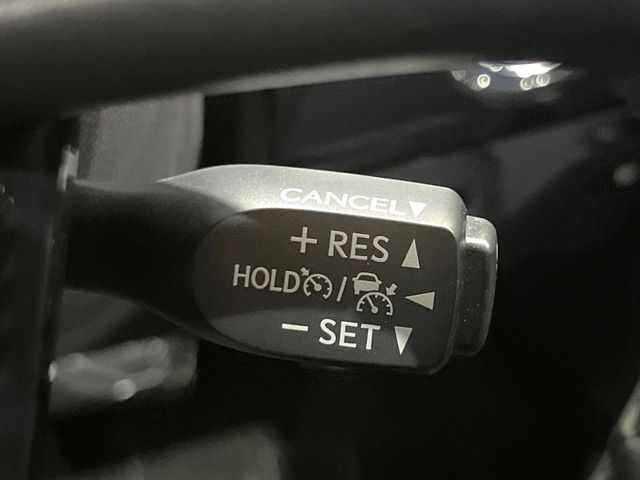 TOYOTA PRIUS 4WD 2019 Image 31