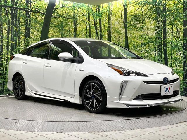 TOYOTA PRIUS 4WD 2019 Image 31