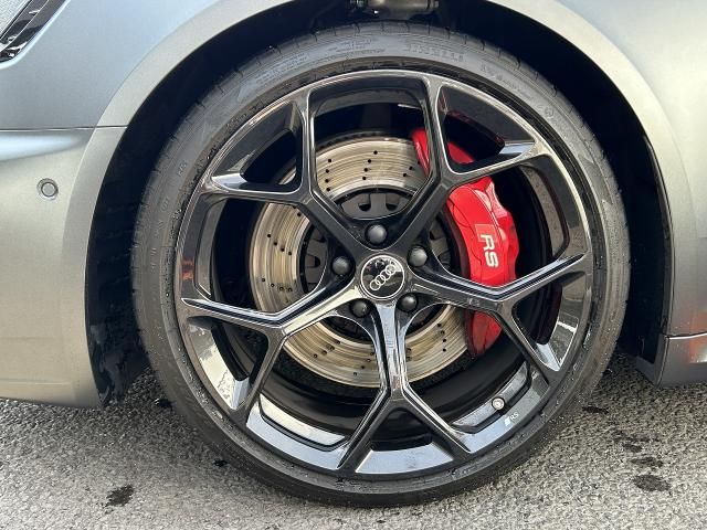 AUDI RS4 AVANT 2023 Image 31