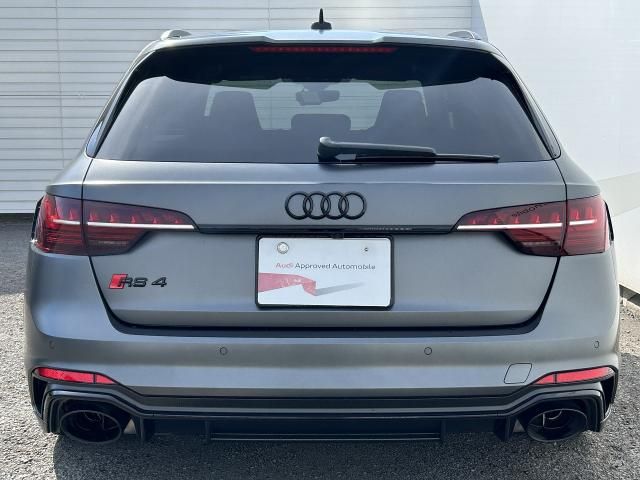 AUDI RS4 AVANT 2023 Image 31