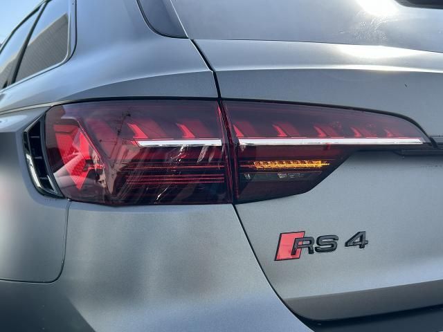 AUDI RS4 AVANT 2023 Image 31