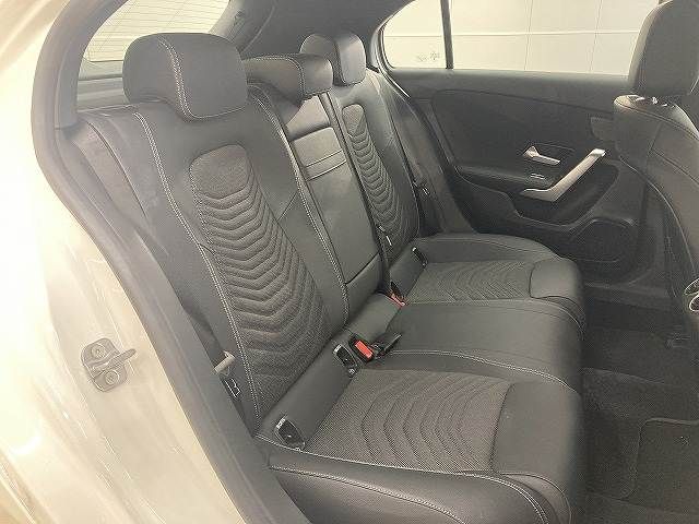 MERCEDES BENZ A CLAS 2024 Image 31