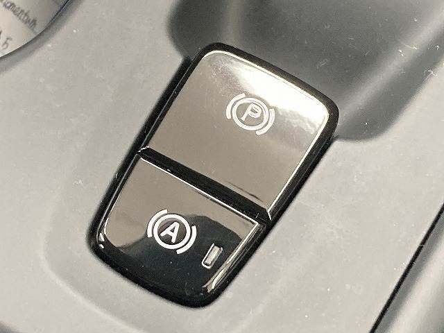 VOLVO XC40 2022 Image 31