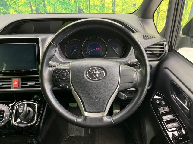 TOYOTA NOAH HYBRID 2020 Image 31