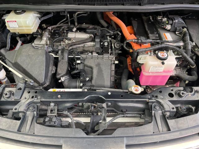 TOYOTA NOAH HYBRID 2020 Image 31