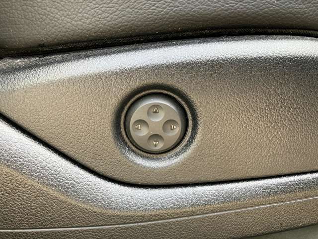 MERCEDES BENZ GLE CL 2016 Image 31